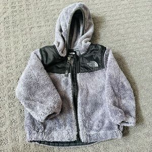 North face baby jacket. Size 6-9m